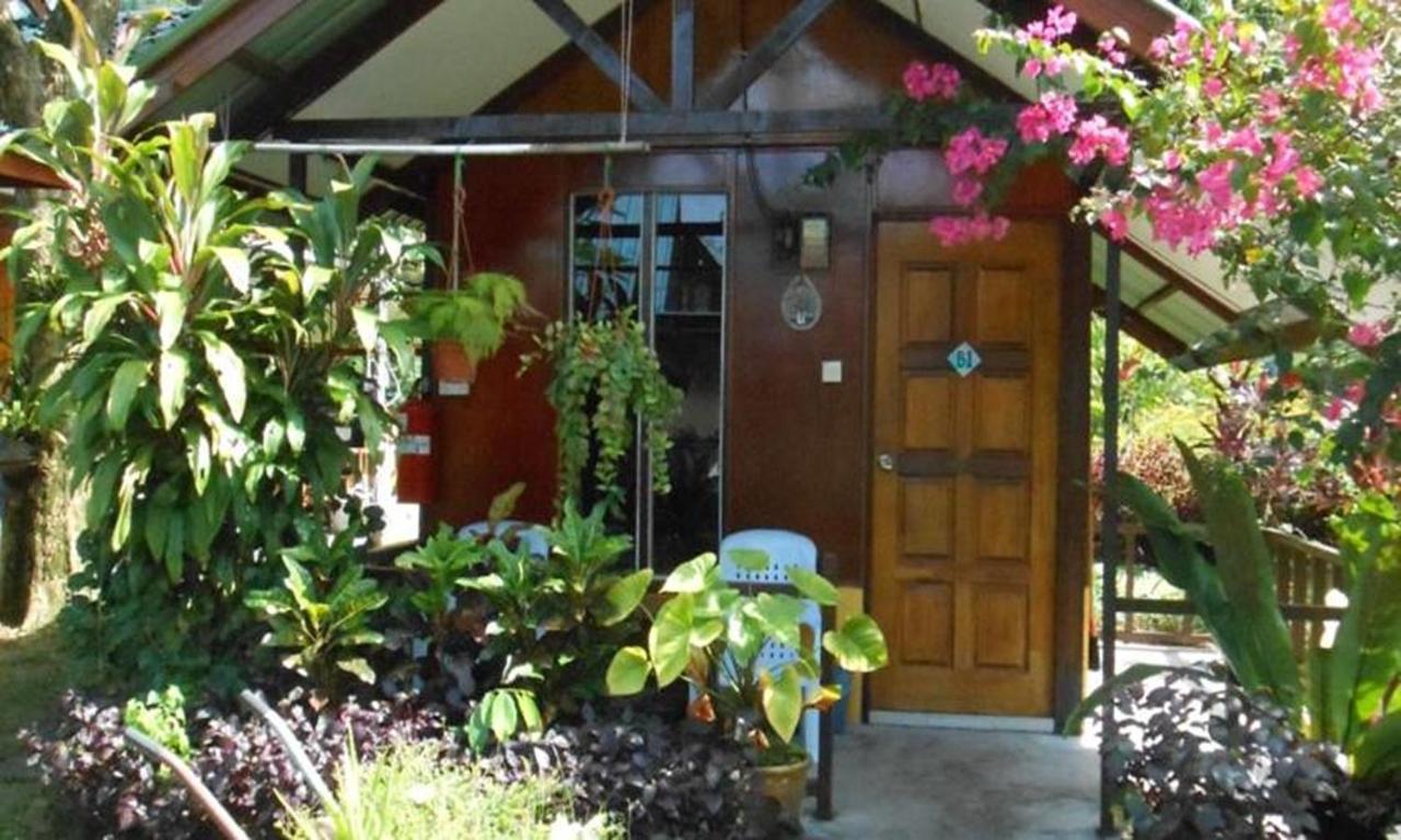 Cheers Chalet Kampong Juara Exterior photo